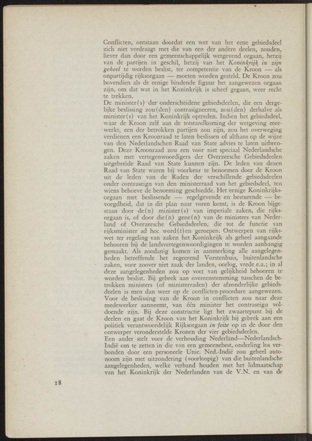 Verslag van de commissie van onderzoek naar de opvattingen in Nederland omtrent de plaats van de overzeesche gebiedsdeelen in het koninkrijk : ingesteld bij ministerieel besluit van 30 augustus 1945 / [voorzitter: W.H. van Helsdingen] - 