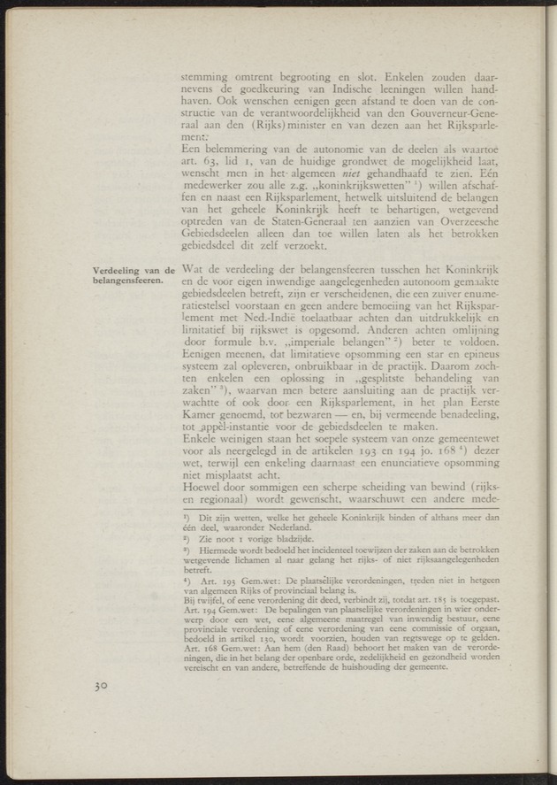 Verslag van de commissie van onderzoek naar de opvattingen in Nederland omtrent de plaats van de overzeesche gebiedsdeelen in het koninkrijk : ingesteld bij ministerieel besluit van 30 augustus 1945 / [voorzitter: W.H. van Helsdingen] - 