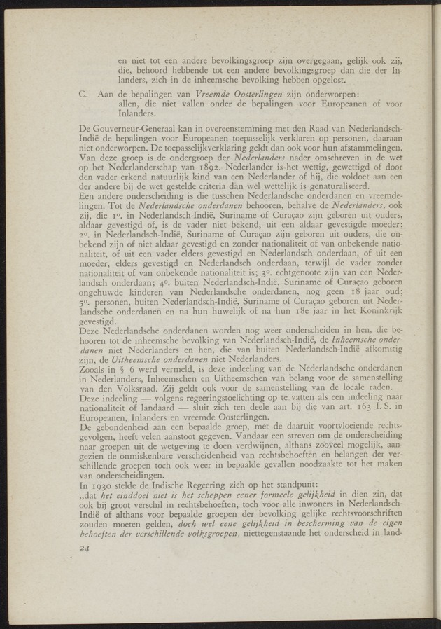 Verslag van de commissie van onderzoek naar de opvattingen in Nederland omtrent de plaats van de overzeesche gebiedsdeelen in het koninkrijk : ingesteld bij ministerieel besluit van 30 augustus 1945 / [voorzitter: W.H. van Helsdingen] - 