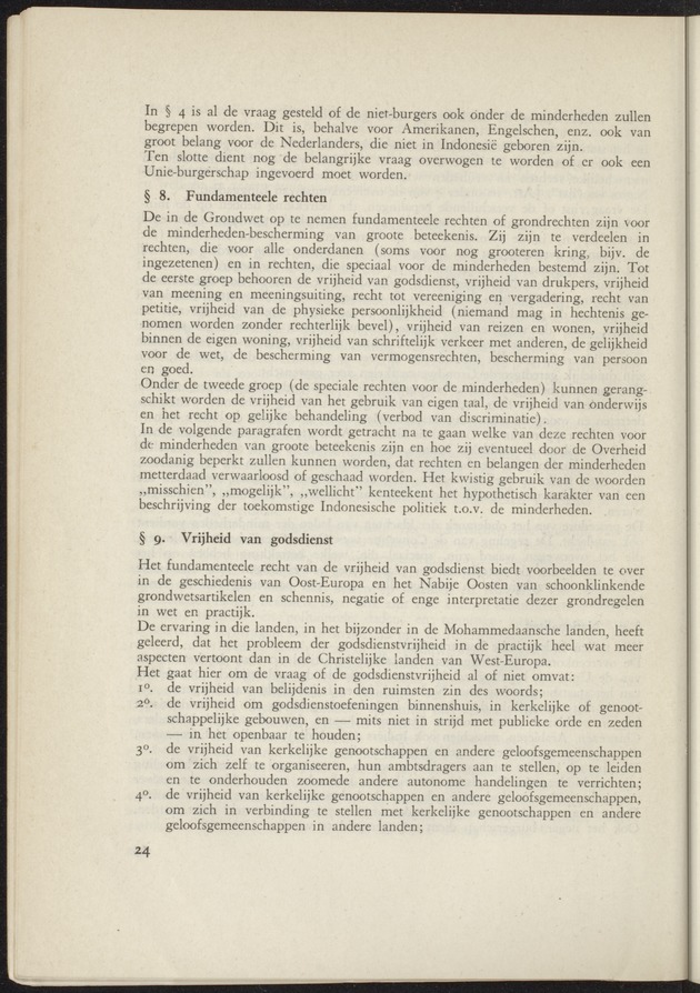 Bijlage bij het verslag van de commissie van onderzoek naar de opvattingen in Nederland omtrent de plaats van de overzeesche gebiedsdeelen in het koninkrijk : ingesteld bij ministerieel besluit van 30 augustus 1945 / [voorzitter: W.H. van Helsdingen] - 