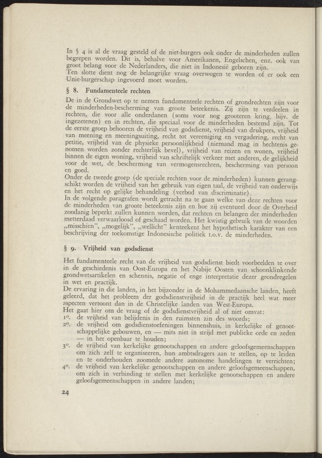 Bijlage bij het verslag van de commissie van onderzoek naar de opvattingen in Nederland omtrent de plaats van de overzeesche gebiedsdeelen in het koninkrijk : ingesteld bij ministerieel besluit van 30 augustus 1945 / [voorzitter: W.H. van Helsdingen] - 