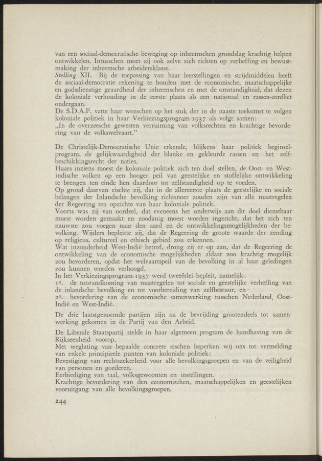 Bijlage bij het verslag van de commissie van onderzoek naar de opvattingen in Nederland omtrent de plaats van de overzeesche gebiedsdeelen in het koninkrijk : ingesteld bij ministerieel besluit van 30 augustus 1945 / [voorzitter: W.H. van Helsdingen] - 