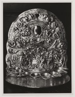 Zilveren Chanoekalamp uit 1716 in het bezit van de synagoge Mikvé Israel te Willemstad