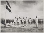 Beëdiging van W.H. de Meyer (4e van links) op Curaçao door kapitein C.M. Meyboom (rechts)