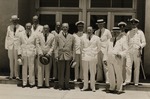 Aankomst van de minister van koloniën Ch.J.I..M. Welter (6e van links) op Curaçao