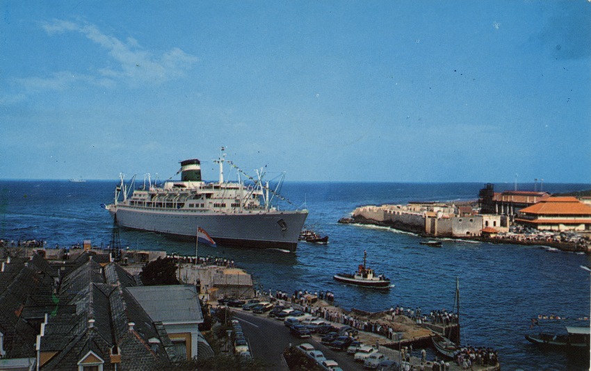 "Harbor Entrance Curcacao, N.A."