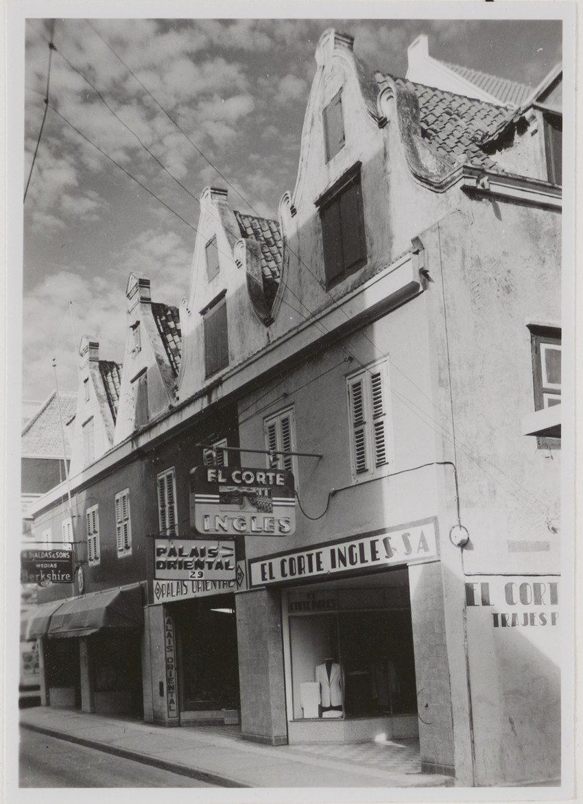 Heerenstraat 25-31 te Willemstad