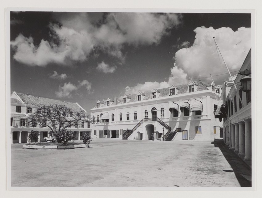 Het gouvernementshuis in fort Amsterdam te Willemstad
