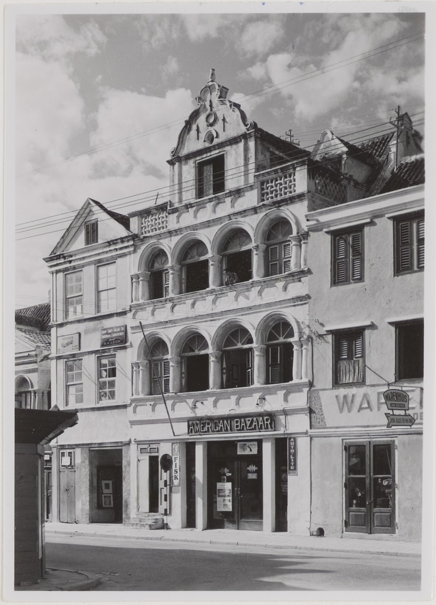 Breedestraat 11-17 te Punda, Willemstad