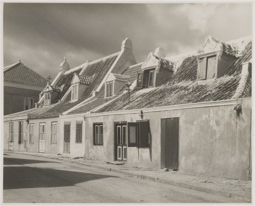 Langestraat bij de Trapsteeg te Willemstad