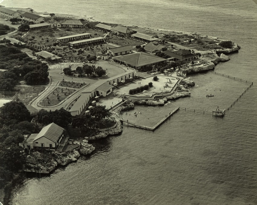 Strandclub aan de Piscadera-baai bij Willemstad