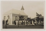 Kerkgangers bij de feestelijke inwijdingsdienst van de protestantse kerk in Rincon op Bonaire