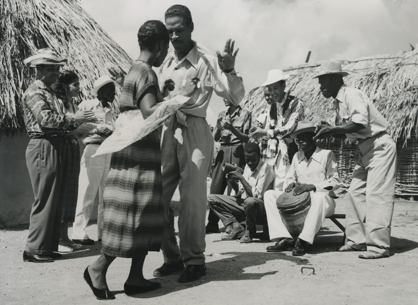 Danspaar met een orkest op Curaçao