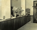Balie van het in mei 1952 geopende reisbureau van de Curaçaosche Handel Maatschappij te Willemstad