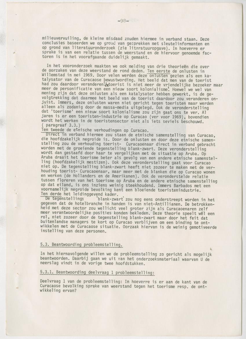 Z zon, zee, zand,........... en weerstand? - een studie naar de sociale implicaties van de toeristische-ontwikkelingen op Curacao - New Page